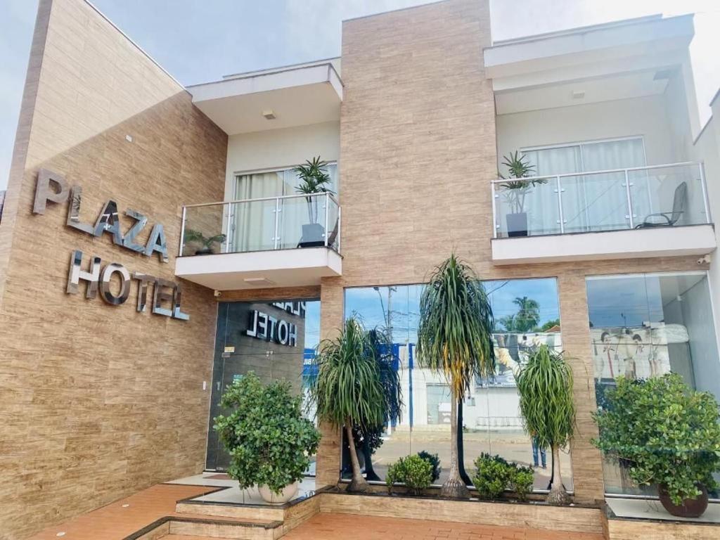 Hotel Plaza Pontes E Lacerda Extérieur photo