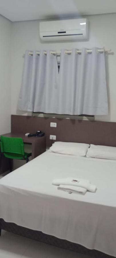 Hotel Plaza Pontes E Lacerda Extérieur photo