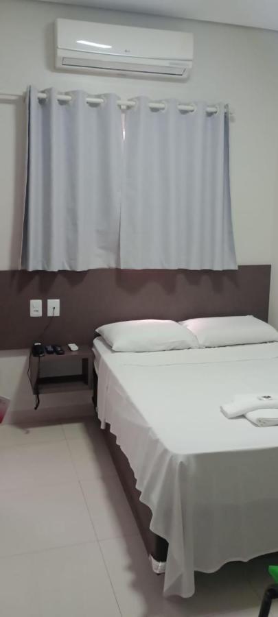 Hotel Plaza Pontes E Lacerda Extérieur photo